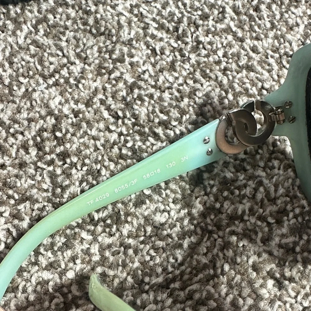 Tiffany & Co. Black Oversized Women's Sunglasses with Tiffany Blue Case - Picture 11 of 14